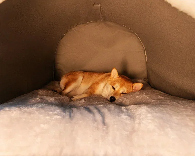 Warm Winter Dog House with Washable Mat – Cozy Shelter for Small, Medium & Large Dogs
