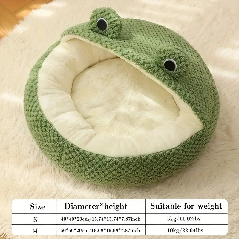 Green Frog Cat Bed – Cute Cartoon Semi-Enclosed Cat Nest for Kittens, Cats &amp; Small Pets